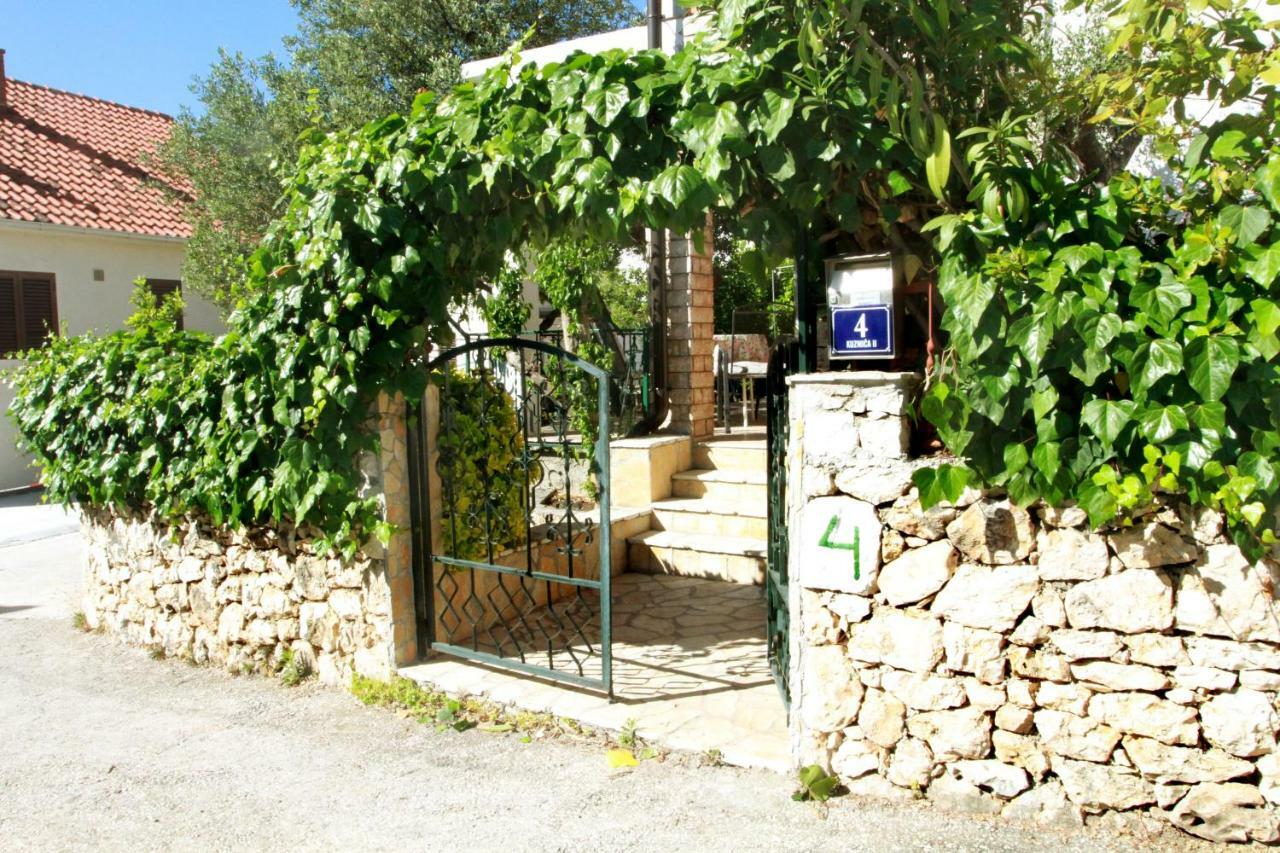 Apartman Gordana Trogir Bagian luar foto